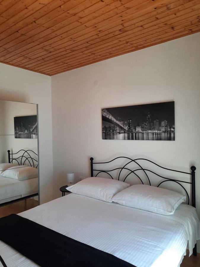 Apartment Jakovcevic Zara Esterno foto